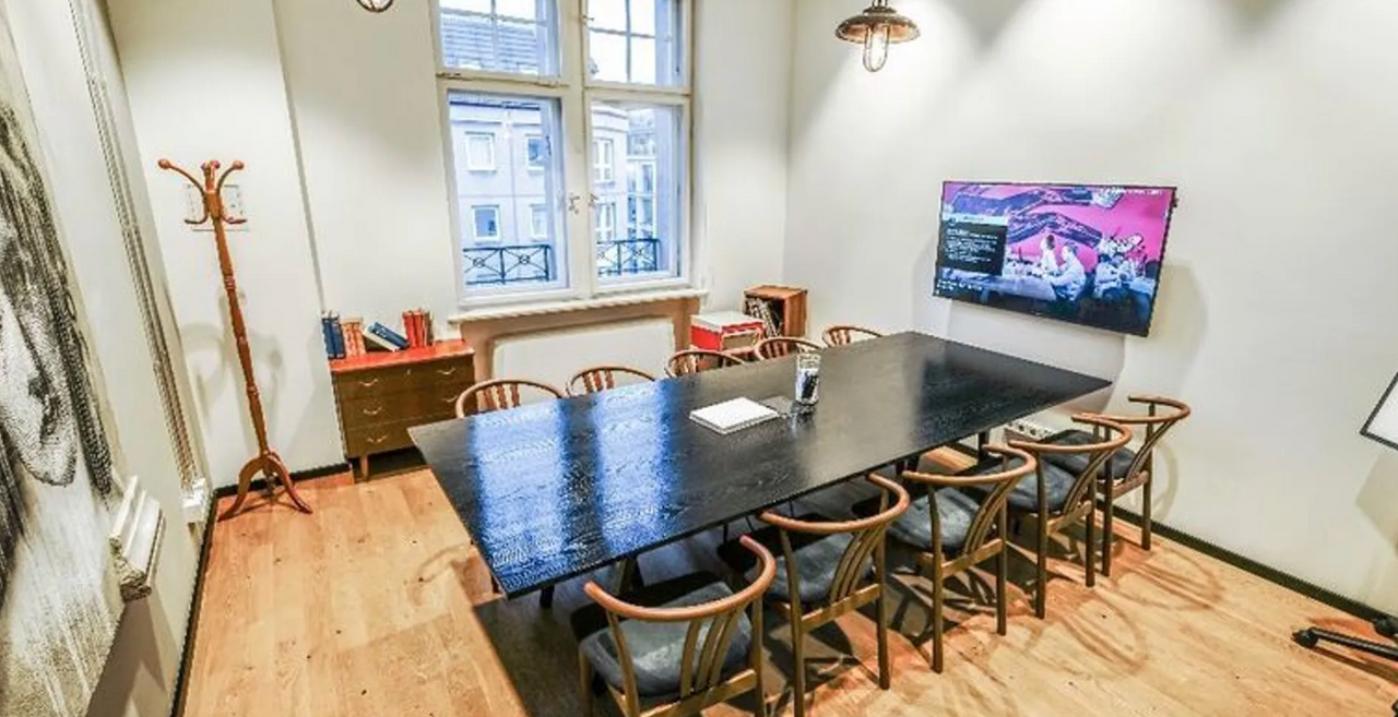 Berlin  Corporate event space Meeting Room M42 image 0