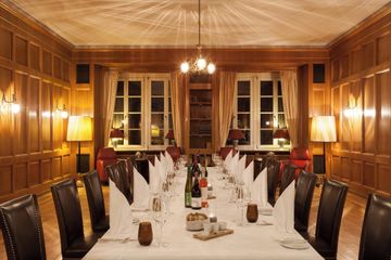 Rest der Welt Historisches Gebäude Kaminzimmer image 1