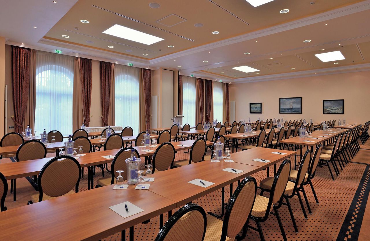 Rest der Welt  Veranstaltungsraum Bernsteinpalais image 2