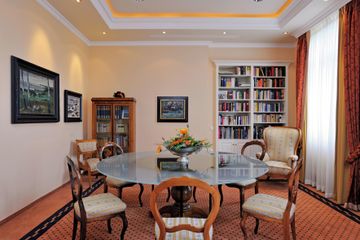 Rest der Welt  Veranstaltungsraum Salon 