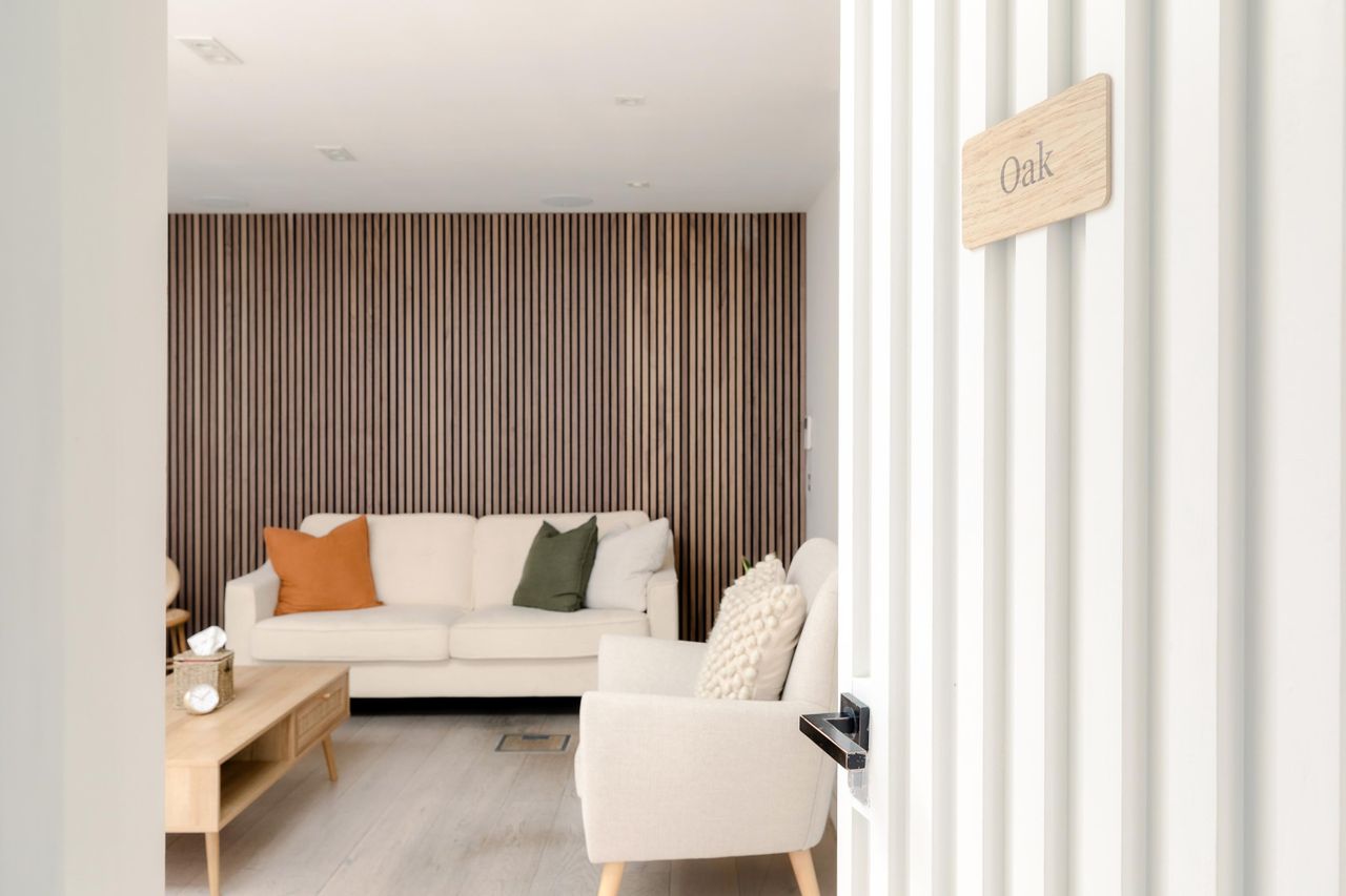 London  Praxis The Oak Room image 8