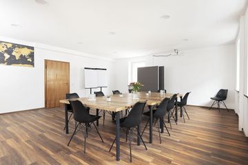 Munich Kreatives Meeting Meeting room kreativer Workshopraum image 1