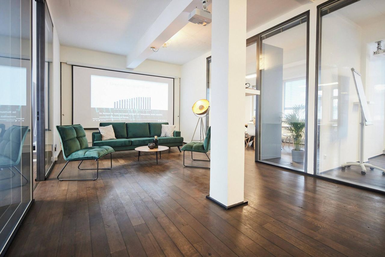 Cologne  Meeting room Green Office Room I image 3