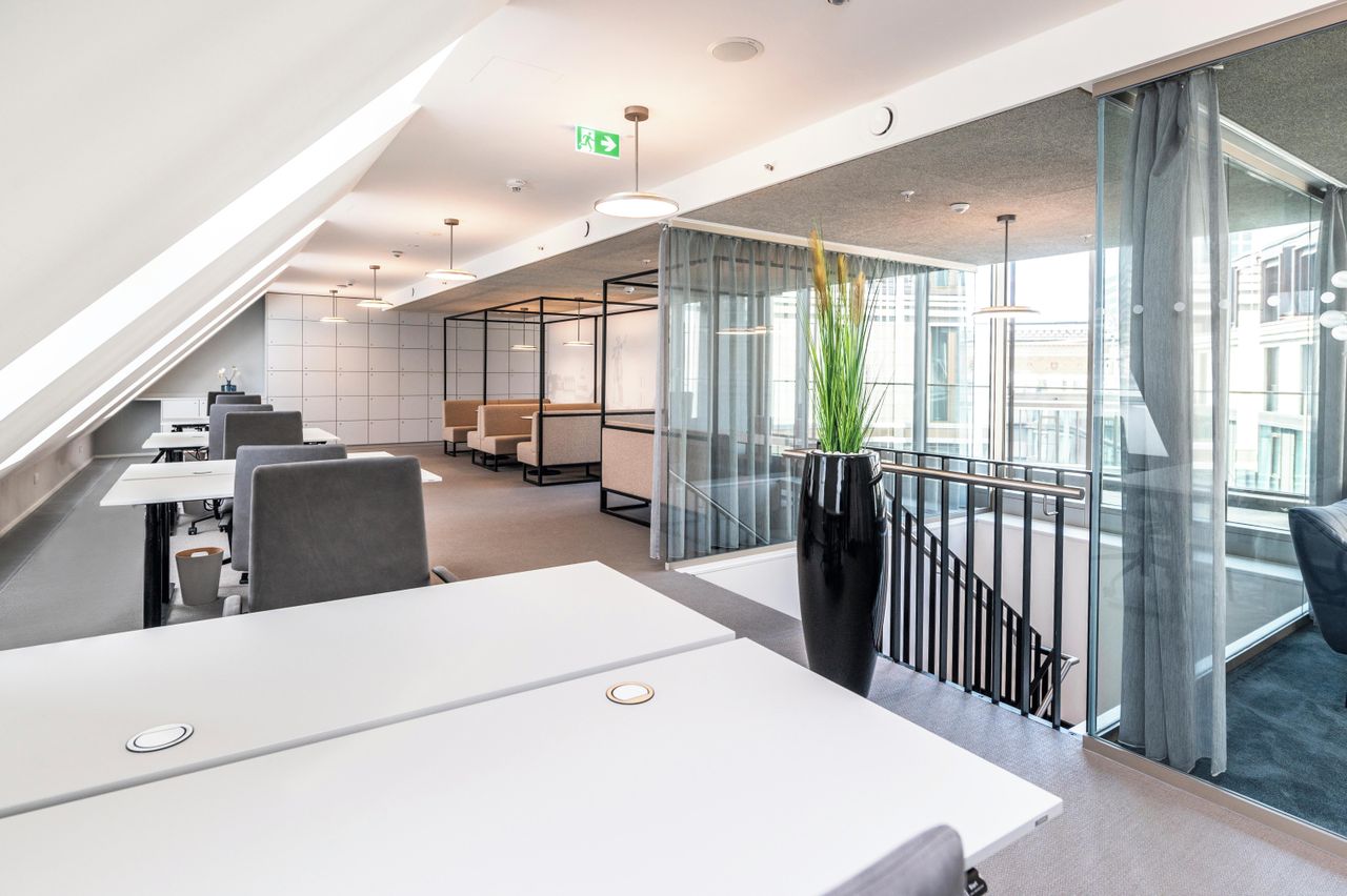 Frankfurt am Main  Meetingraum Flexible Workspace image 1