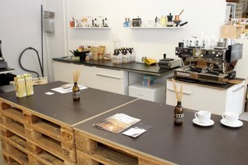 Bremen   Cross Coffee image 4