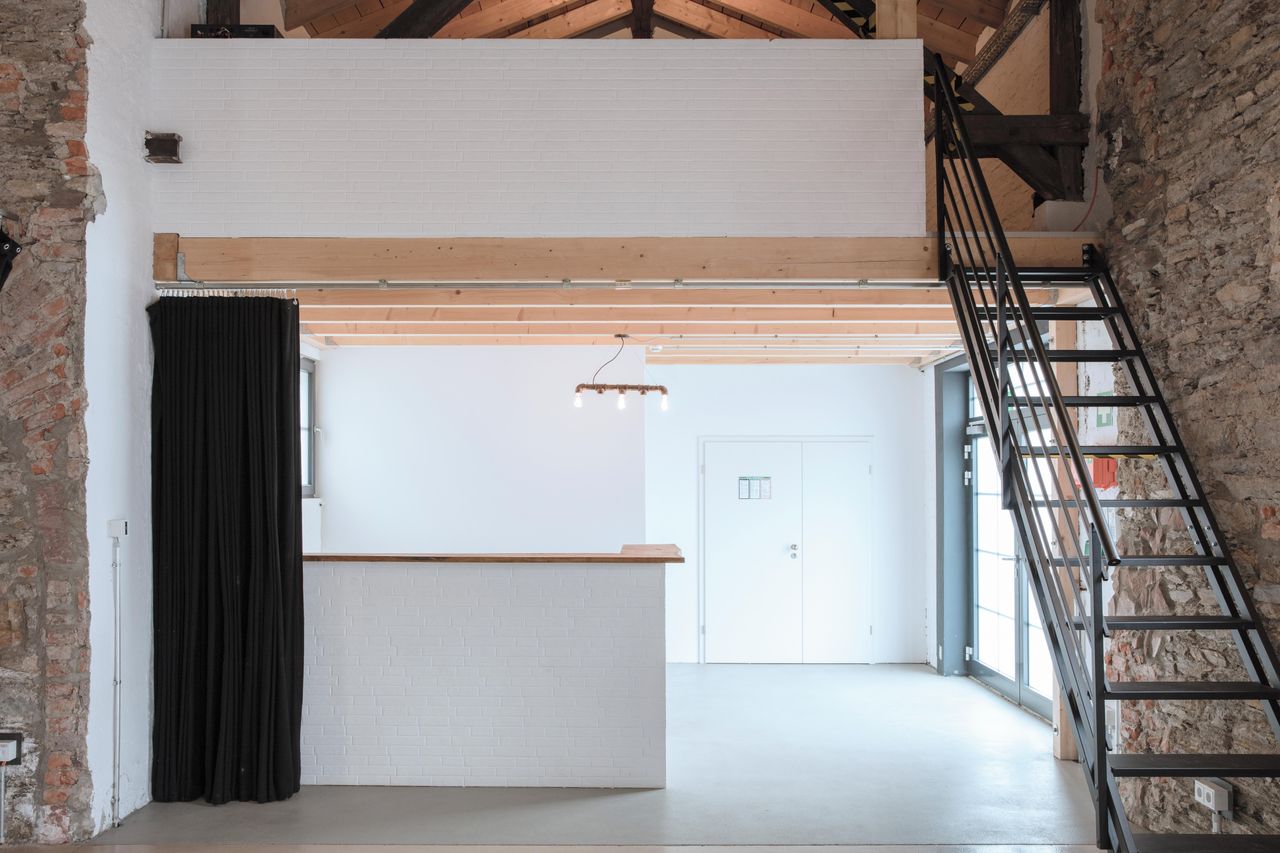 Rest der Welt  Fotostudio Mietstudio-Wink image 7