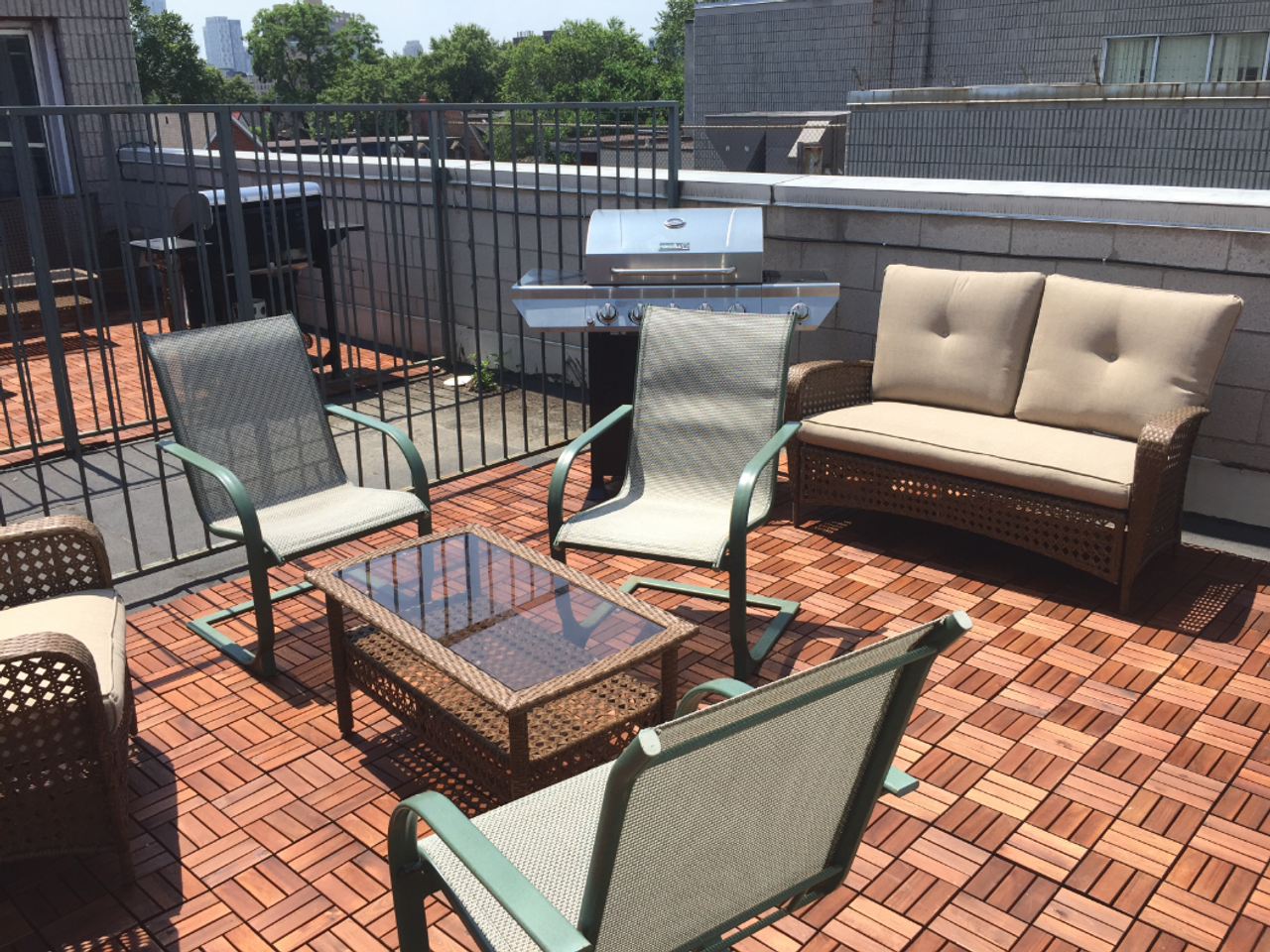 Rest van de wereld  Apartment Third Floor with Patios image 1