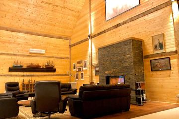 Rest of the World  Backyard Secret Luxy Barn in Orillia Ontario image 4