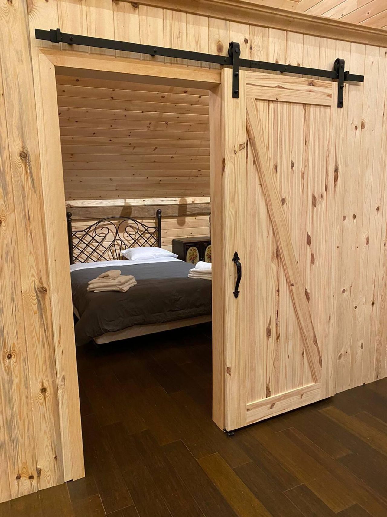 Rest of the World  Backyard Secret Luxy Barn in Orillia Ontario image 7