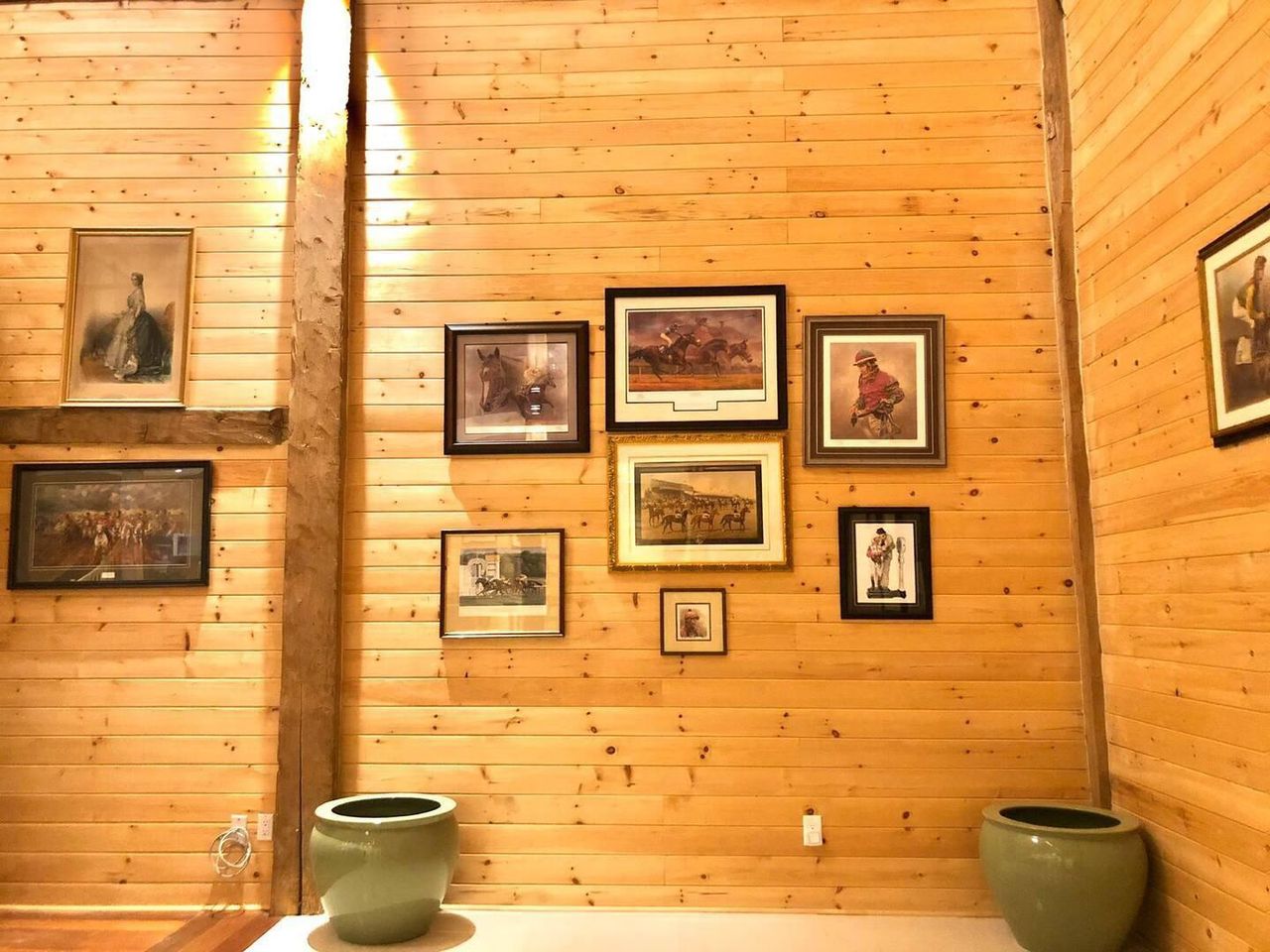 Rest of the World  Backyard Secret Luxy Barn in Orillia Ontario image 19