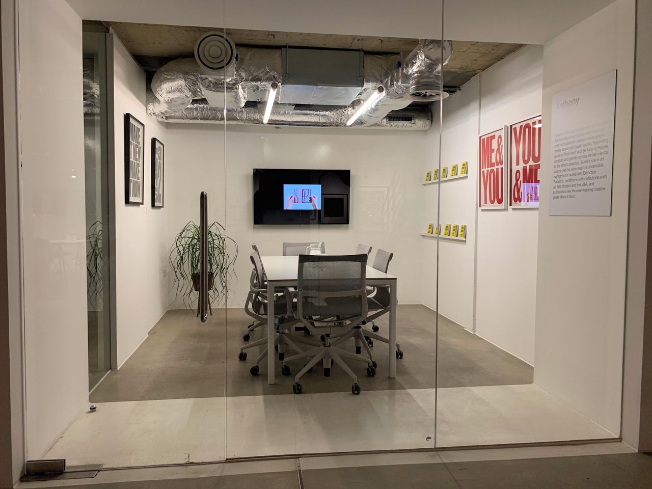 London  Gallery Whole Venue image 5