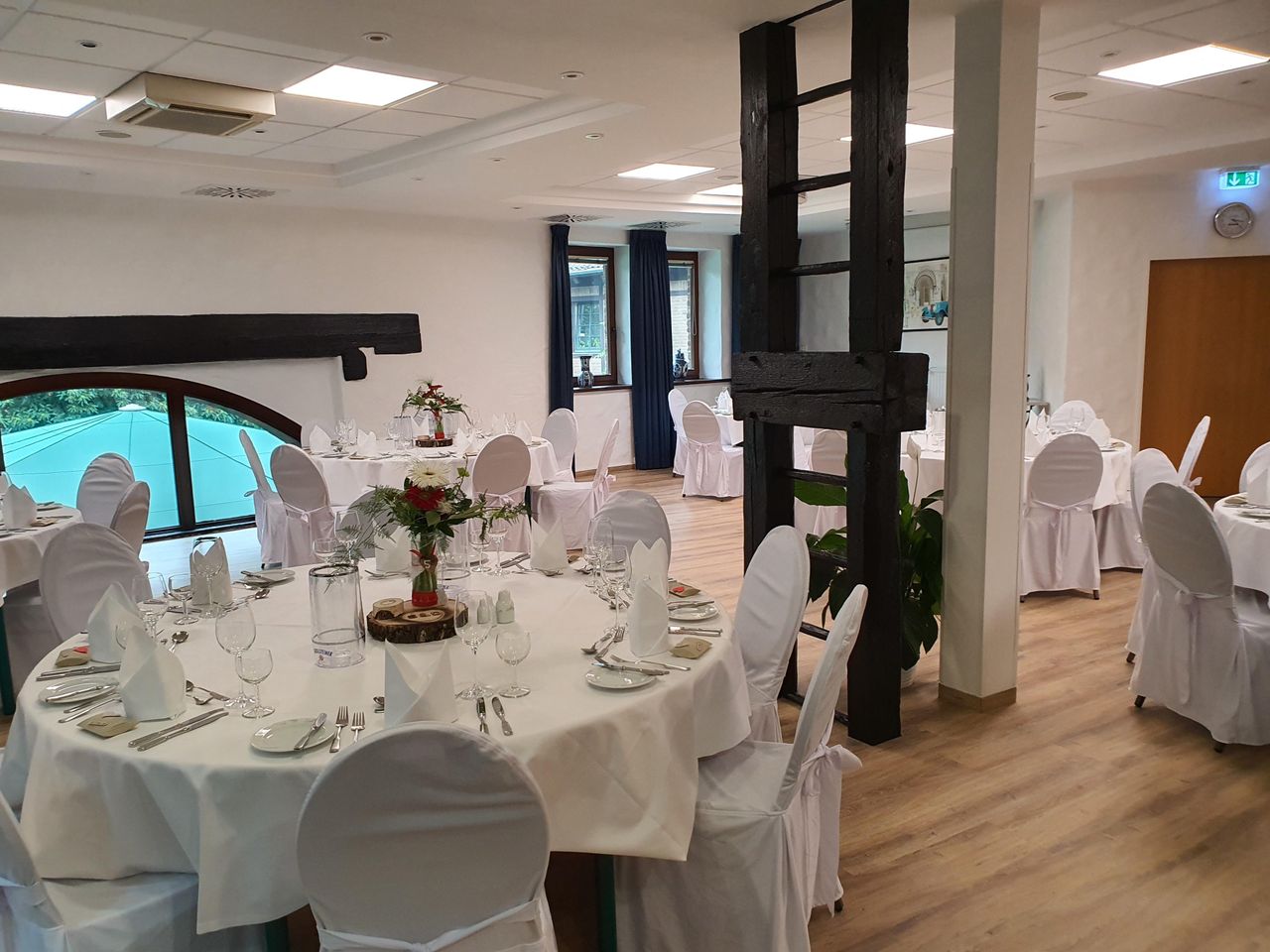 Rest of the World  Historic venue Tenne image 2