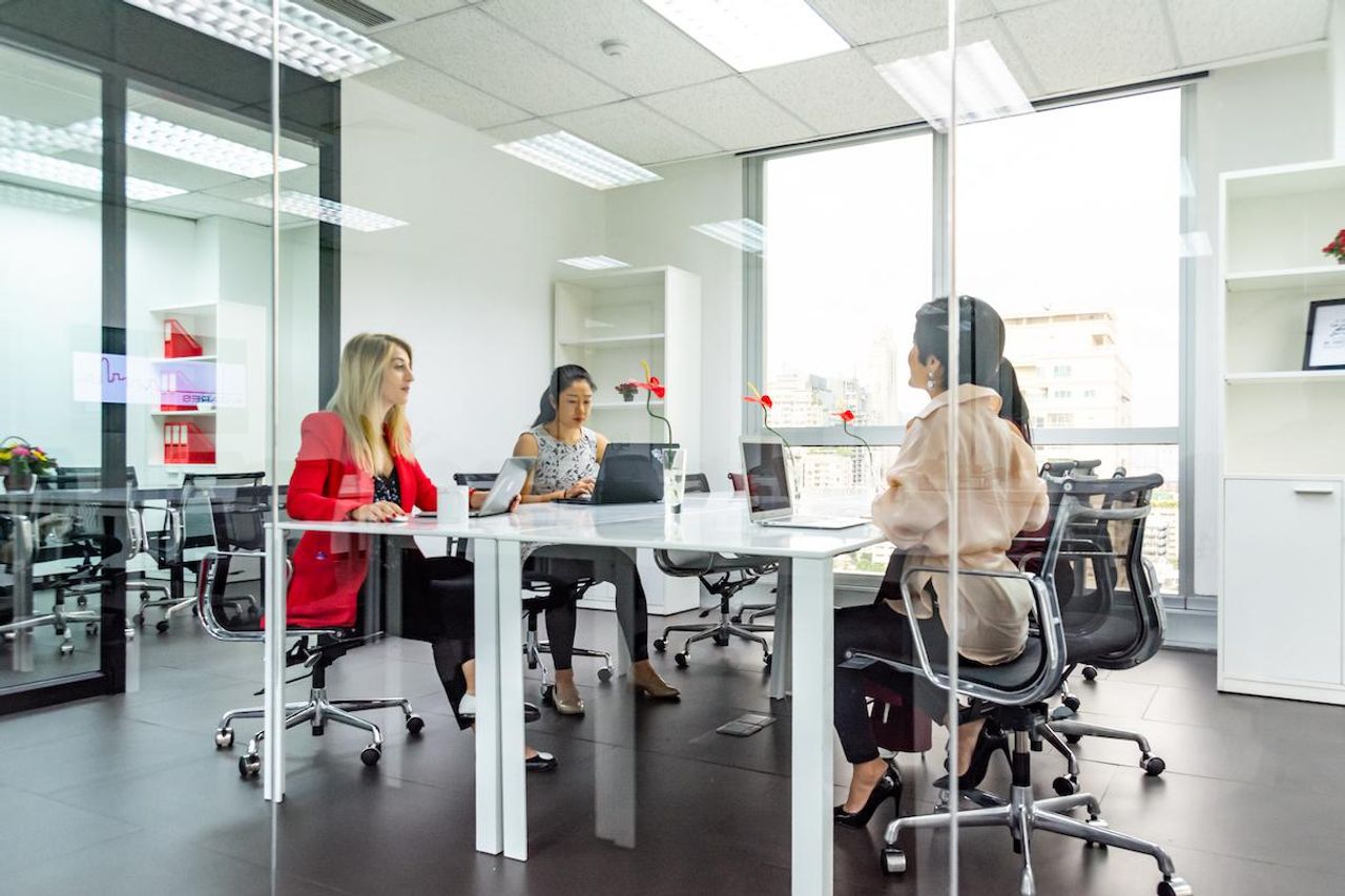 Rest van de wereld  Business center Coworking Space image 2