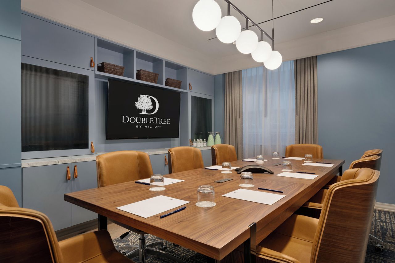 NYC  Meeting room The Boardroom at the DoubleTree by Hilton New York - Downtown image 0