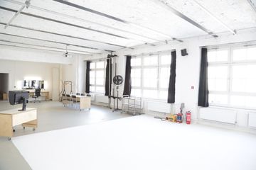 Berlin workshop spaces Foto Studio Smallville Rental Studios Berlin image 4