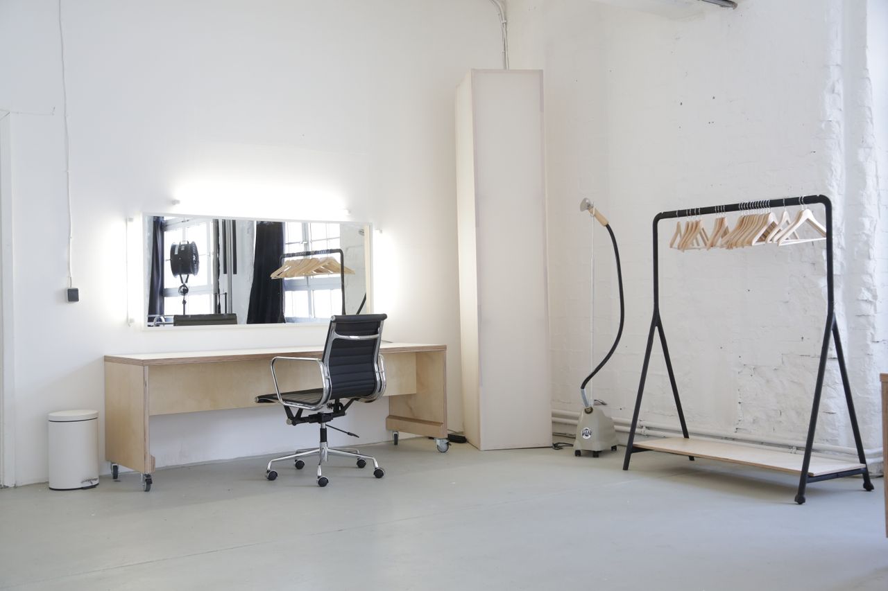 Berlin workshop spaces Foto Studio Smallville Rental Studios Berlin image 17