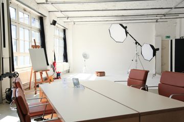 Berlin workshop spaces Foto Studio Smallville Rental Studios Berlin image 1