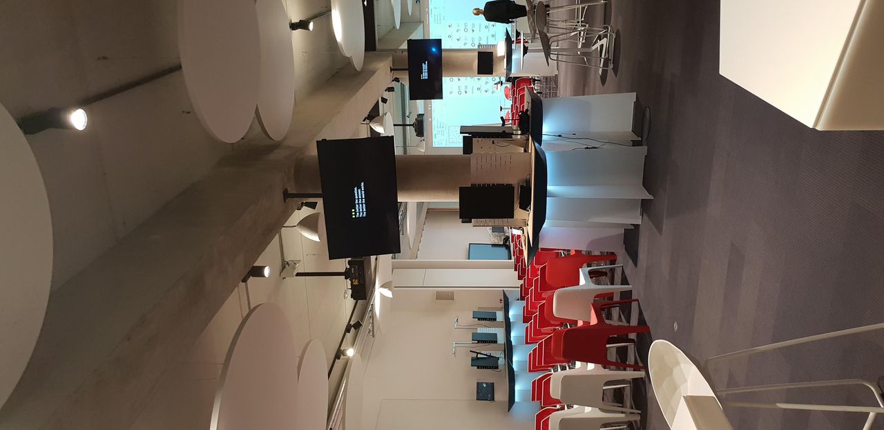 Marseille  Boardroom Espace BIM & Autonome image 2