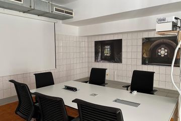 Leipzig  Coworking Space Meeting Raum. image 1