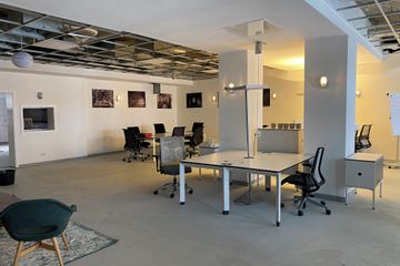 Leipzig Coworking Space CoWorking Tisch Tagesticket image 3