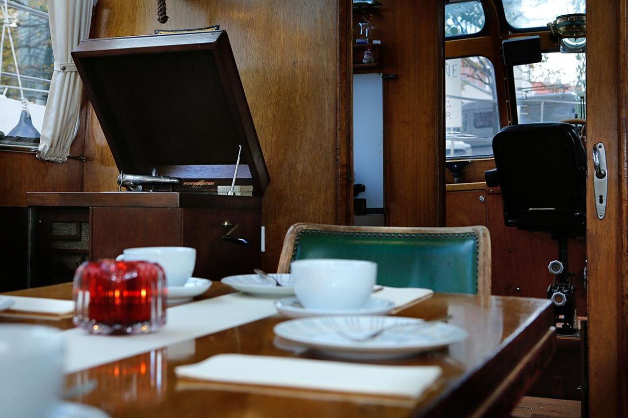 Berlijn  Dakterras Workshopbarkasse | Seminar&Dinneryacht image 11