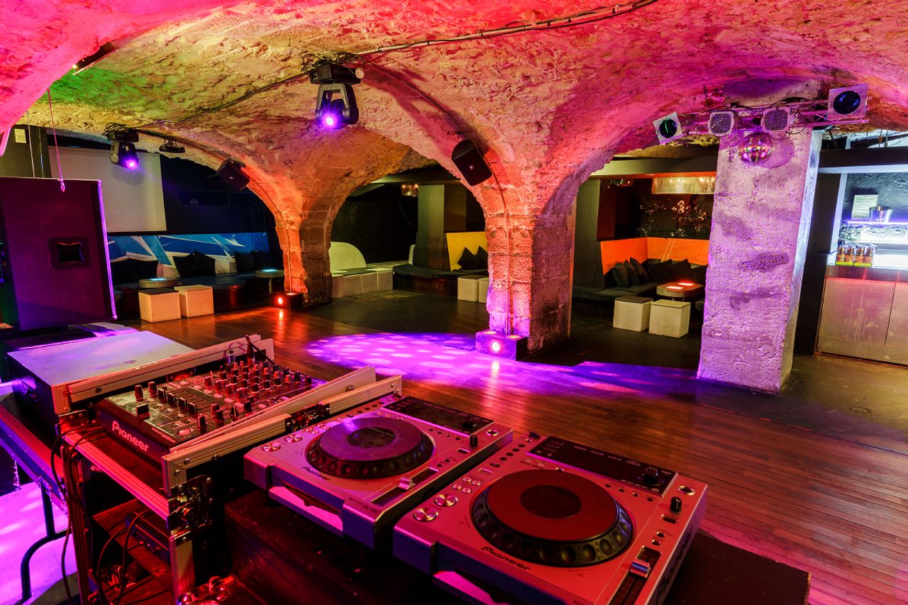 Paris corporate event spaces Club Le Club de L' Alcazar image 26