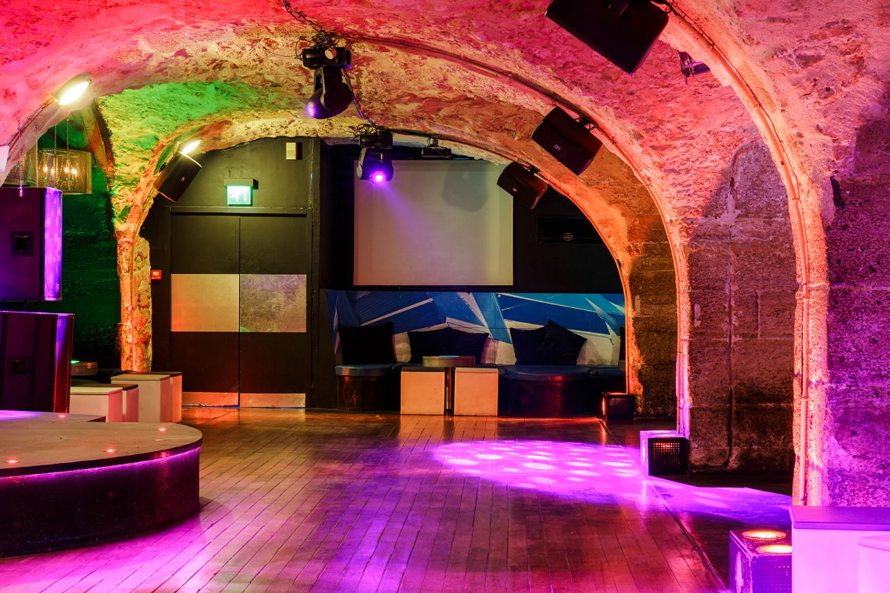 Paris corporate event spaces Club Le Club de L' Alcazar image 40