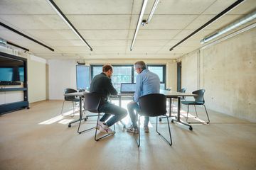 Köln Besprechung Außergewöhnlich Meeting VIII image 1