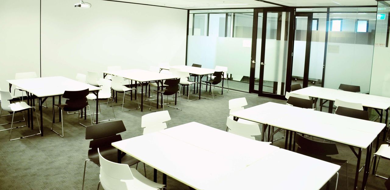 Melbourne  Klassenzimmer 45 Person Training or Workshop Space in Melbourne CBD image 2