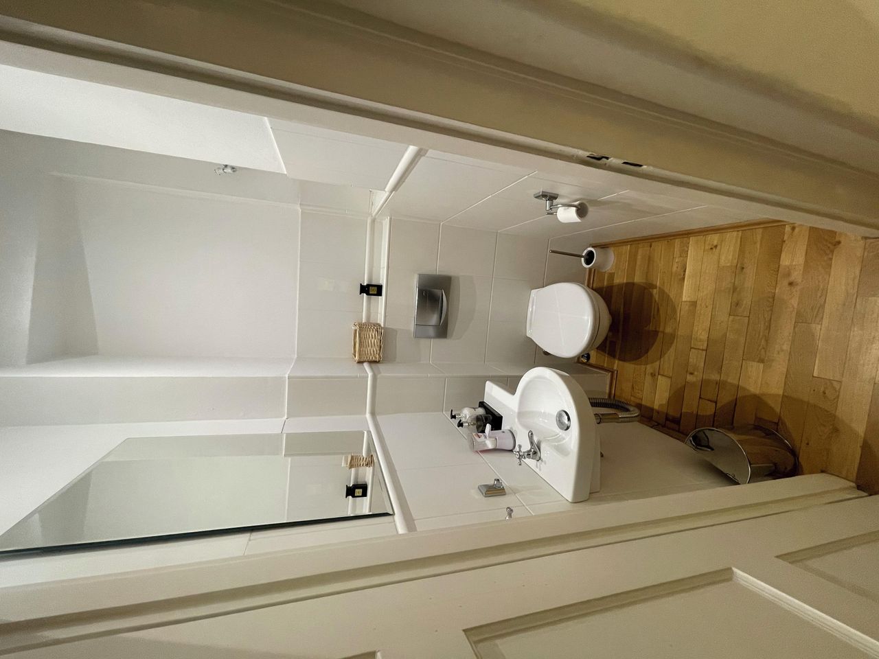 Düsseldorf  Tagungsraum EG Rhein Blick image 7