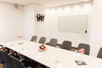 Berlin  Meeting room Wolverine image 1