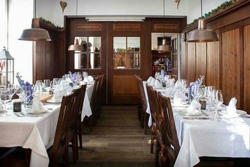 München Restaurant Bräustüberl image 2