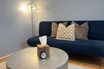 London Consulting Room Azura Room image 1