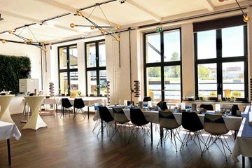 Berlin  Veranstaltungsraum ALVA Lounge image 3