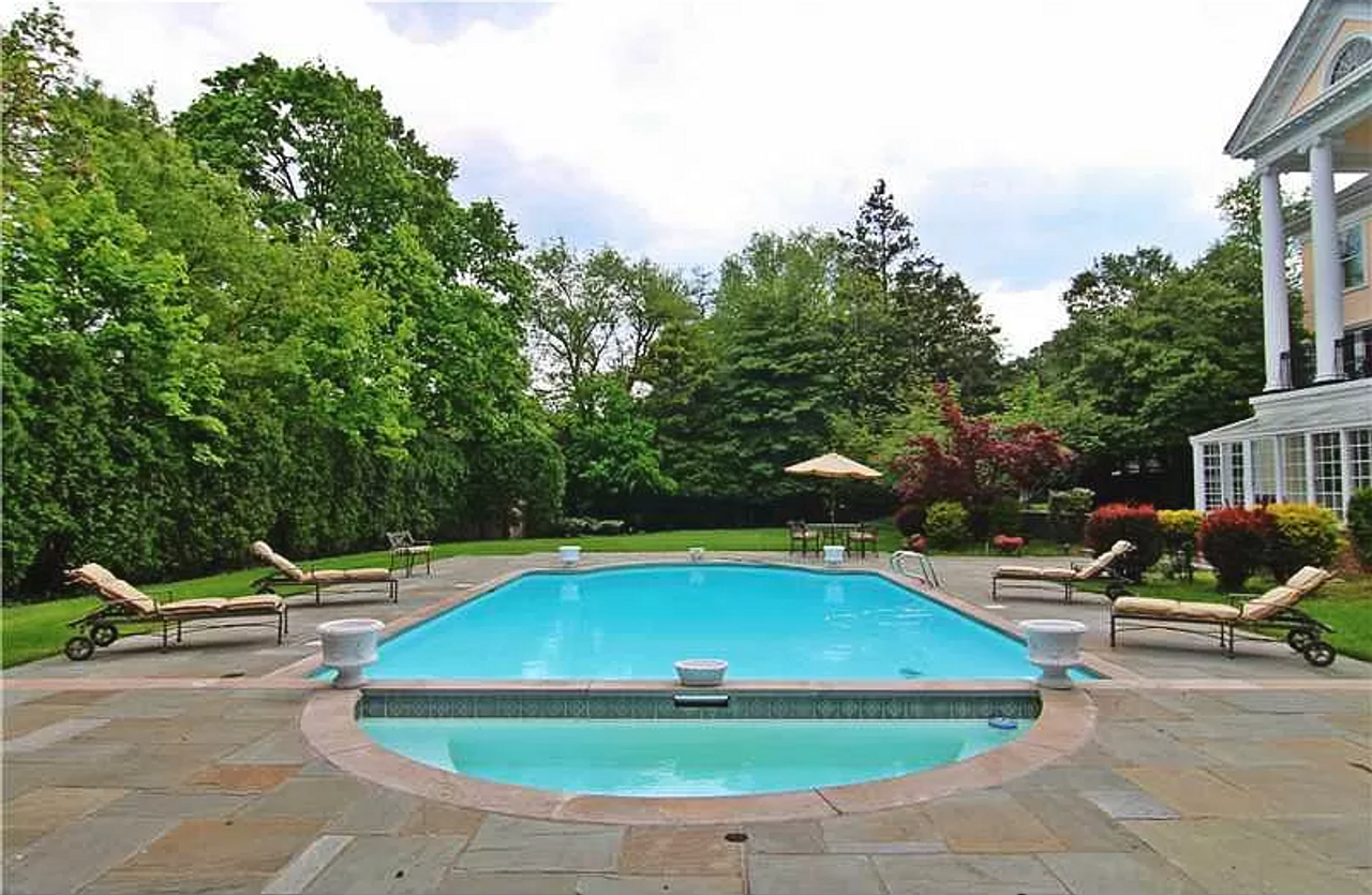 Rest van de wereld   Montclair Mansion - As Seen on Love & Hip Hop Season 10 image 5