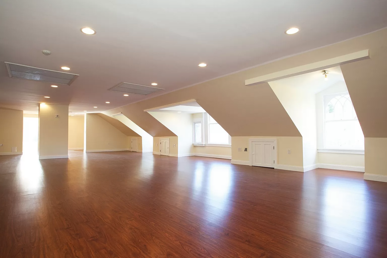 Rest van de wereld   Montclair Mansion - As Seen on Love & Hip Hop Season 10 image 28