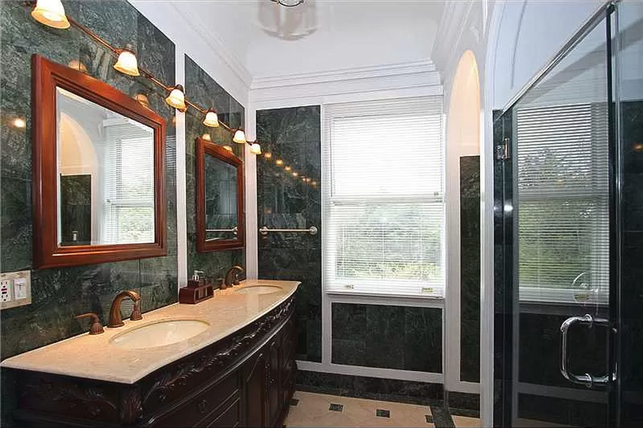 Rest van de wereld   Montclair Mansion - As Seen on Love & Hip Hop Season 10 image 29