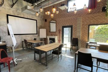 Rest of the World Salles de formation Meeting room Atelier - image 3