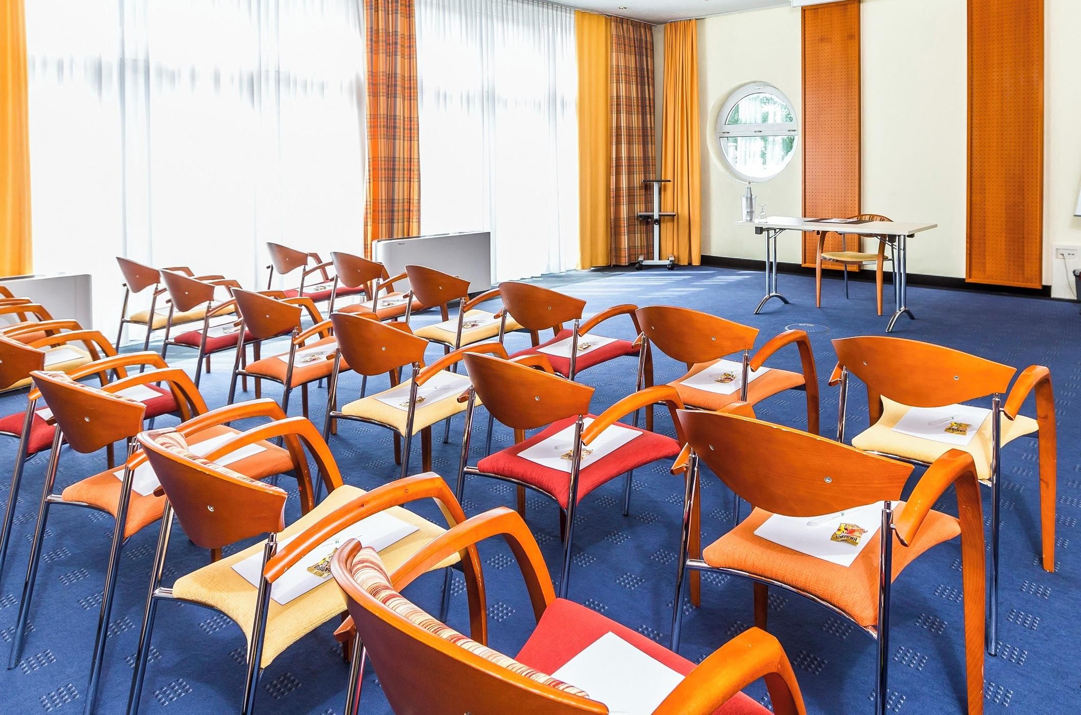 Rent Hotel Fulda Mitte Nizza Fulda Spacebase