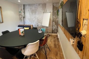 Rest van de wereld  Vergaderruimte Labo 2 - image 2