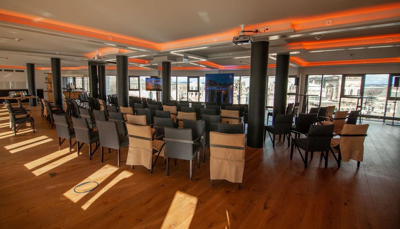 Dresden Mobiles Arbeiten Bijzondere locatie Felix Club - Tagung und Events für bis zu 250 Personen image 9