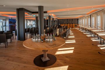 Dresden Mobiles Arbeiten Außergewöhnliche Locations Felix Club - Tagung und Events für bis zu 250 Personen image 18