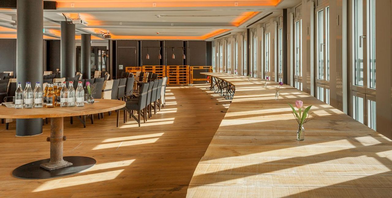 Dresden Mobiles Arbeiten Außergewöhnliche Locations Felix Club - Tagung und Events für bis zu 250 Personen image 22