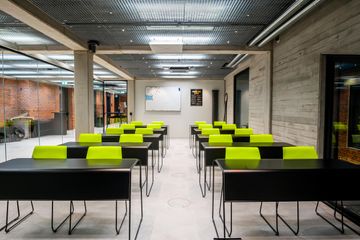Hamburg  Seminar room Roooar Room image 2