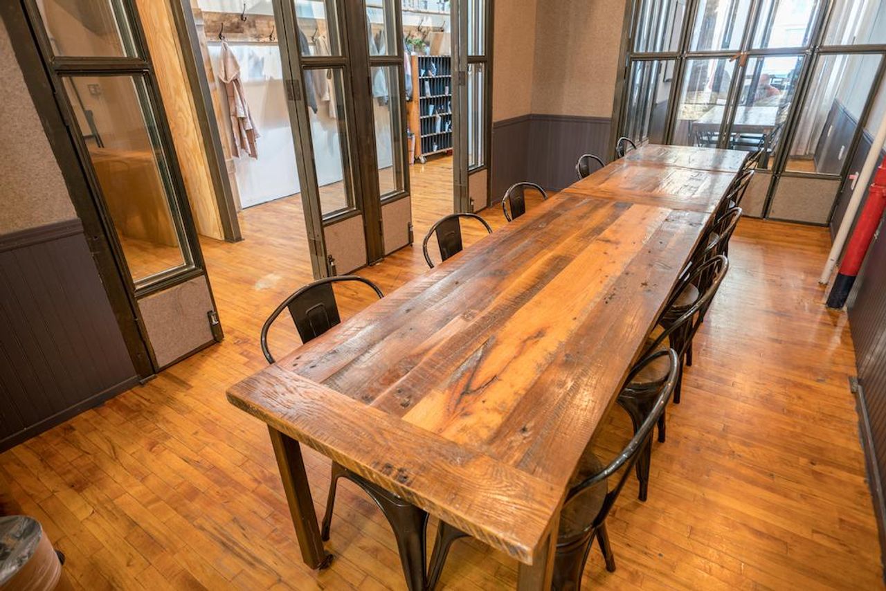 NYC  Bijzondere locatie Soho Conference Room (The Library) image 1