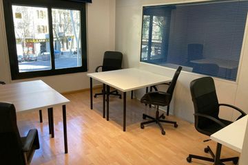 Barcelona  Coworking space Bureau privé de 6 personnes image 2