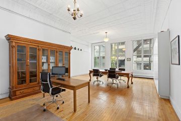 New York Coworking Space 2nd Floor / B Front image 3