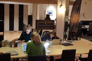 Rest van de wereld Business center Open Space image 6