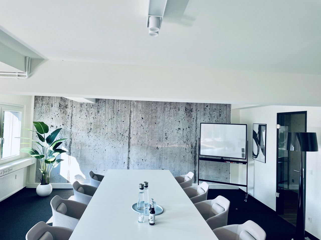 Hamburg  Meetingraum Moderner Konferenzraum im Herzen von Winterhude image 4