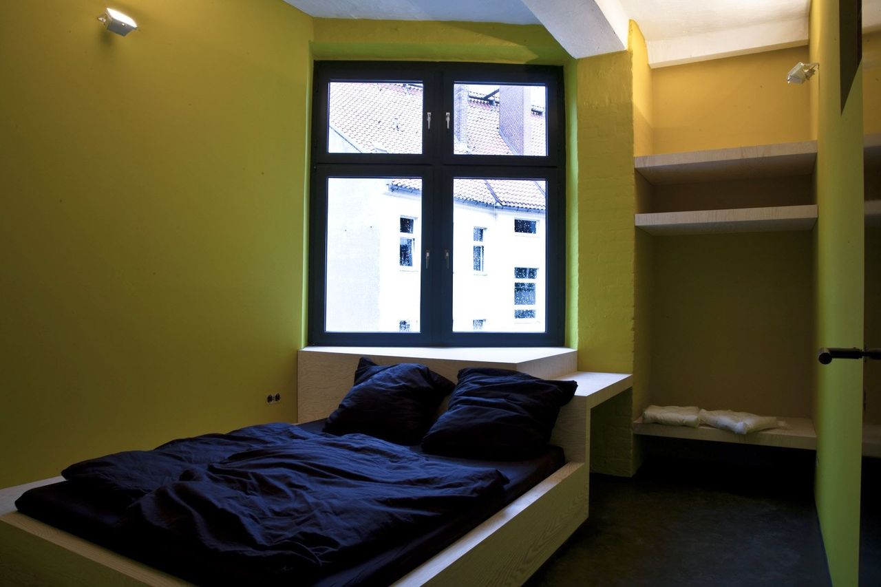 Berlin workshop spaces Private residence Storage Berlin Urbanstrasse image 11